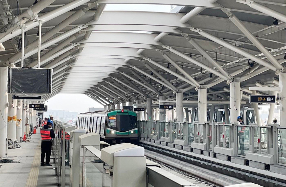 捷運紅線岡山車站(RK1)路段，開始行車測試！