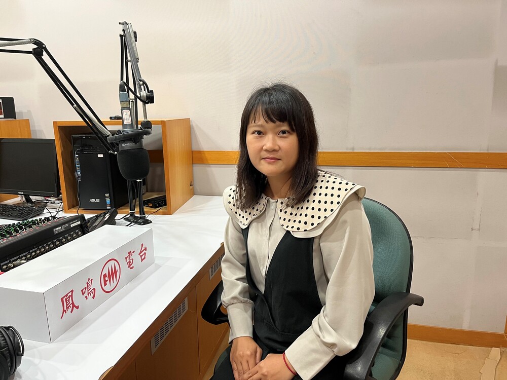 《右堆高樹鄉芋農回鄉深耕水芋種植及協助農民植保機施肥技術
