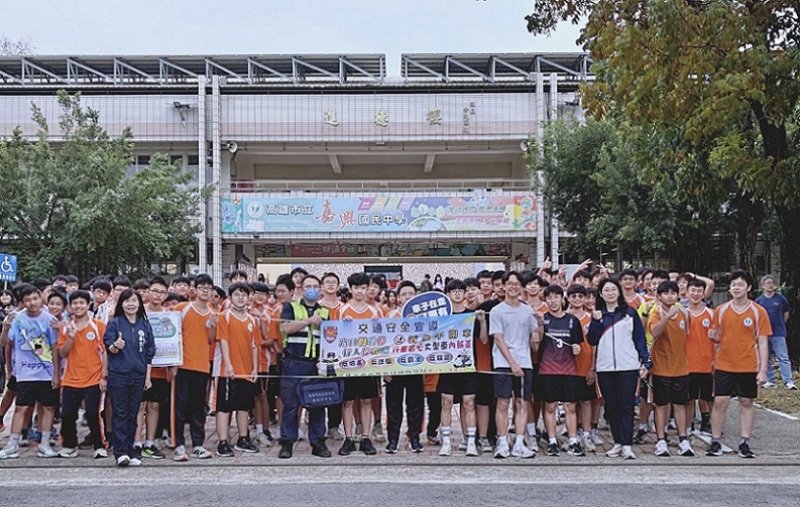 2026/03/06嘉興國中3K路跑嗨翻校園，親師生跑出健康與好心情