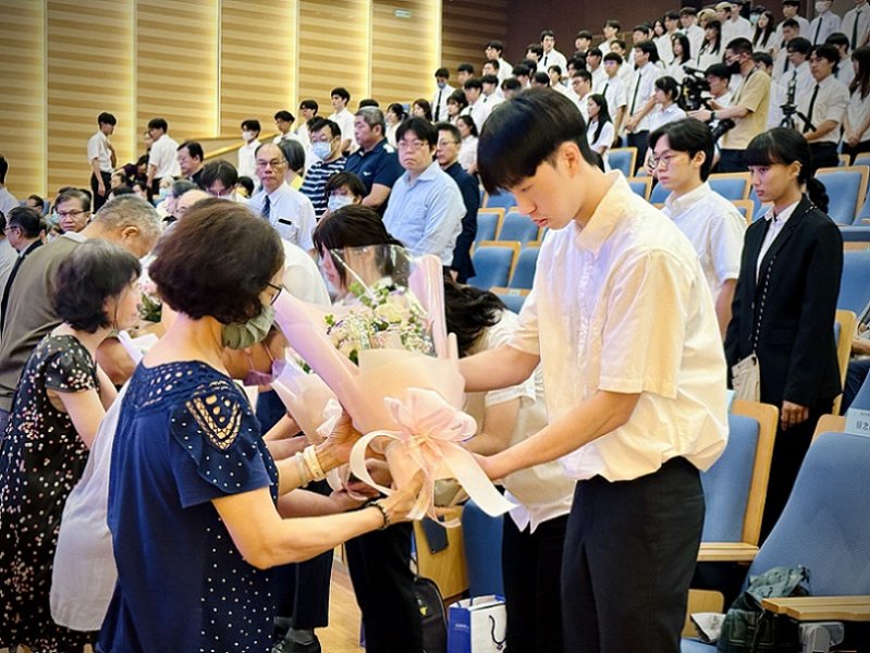 2026/07/02在無聲中傳遞大愛 高醫大今舉辦感恩大會致敬大體老師