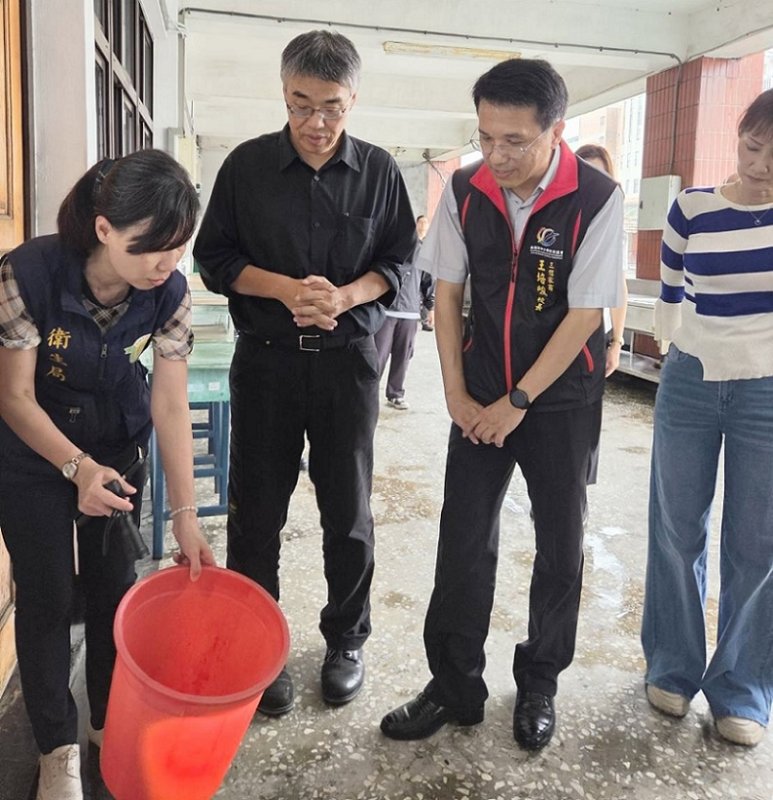 2026/08/26李副市長今視察校園防疫整備　強化開學登革熱防治